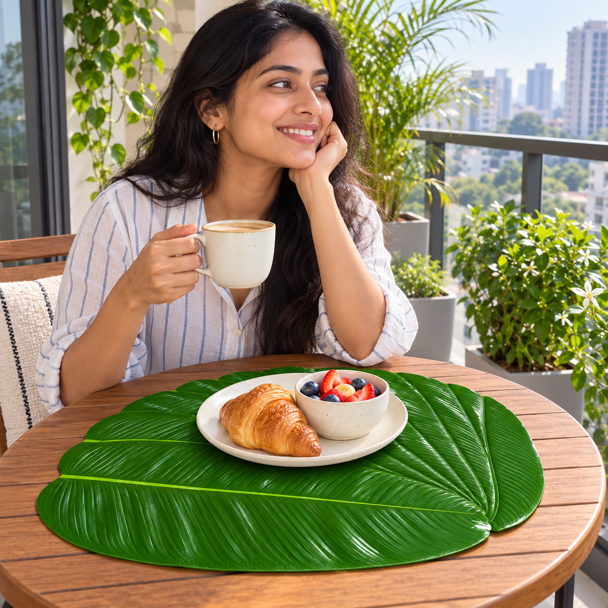 VANA banana leaf table mats: texture, two sizes, set options and everyday dining versatility